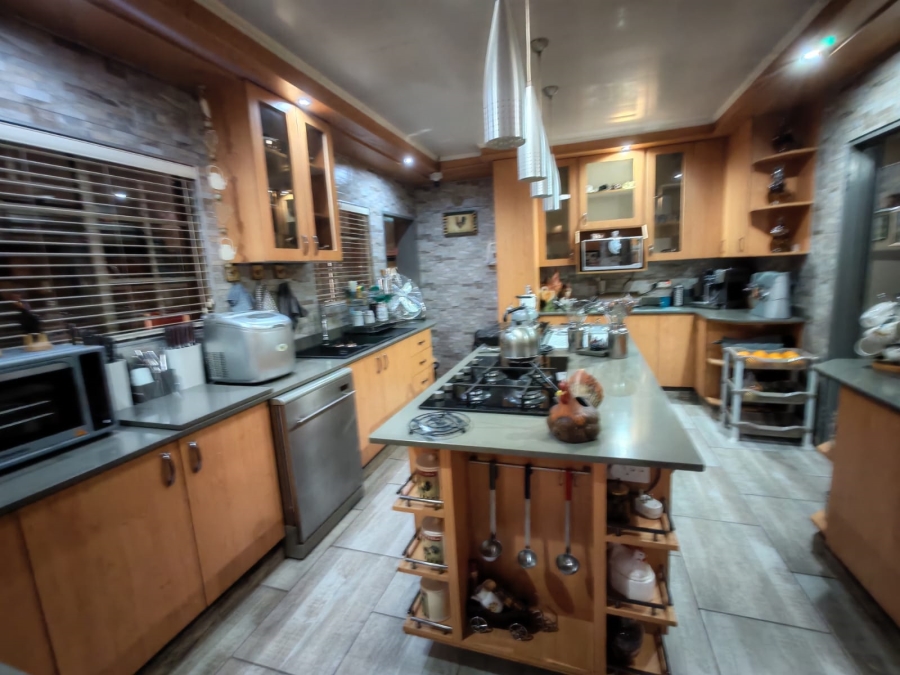3 Bedroom Property for Sale in Vaalpark Free State
